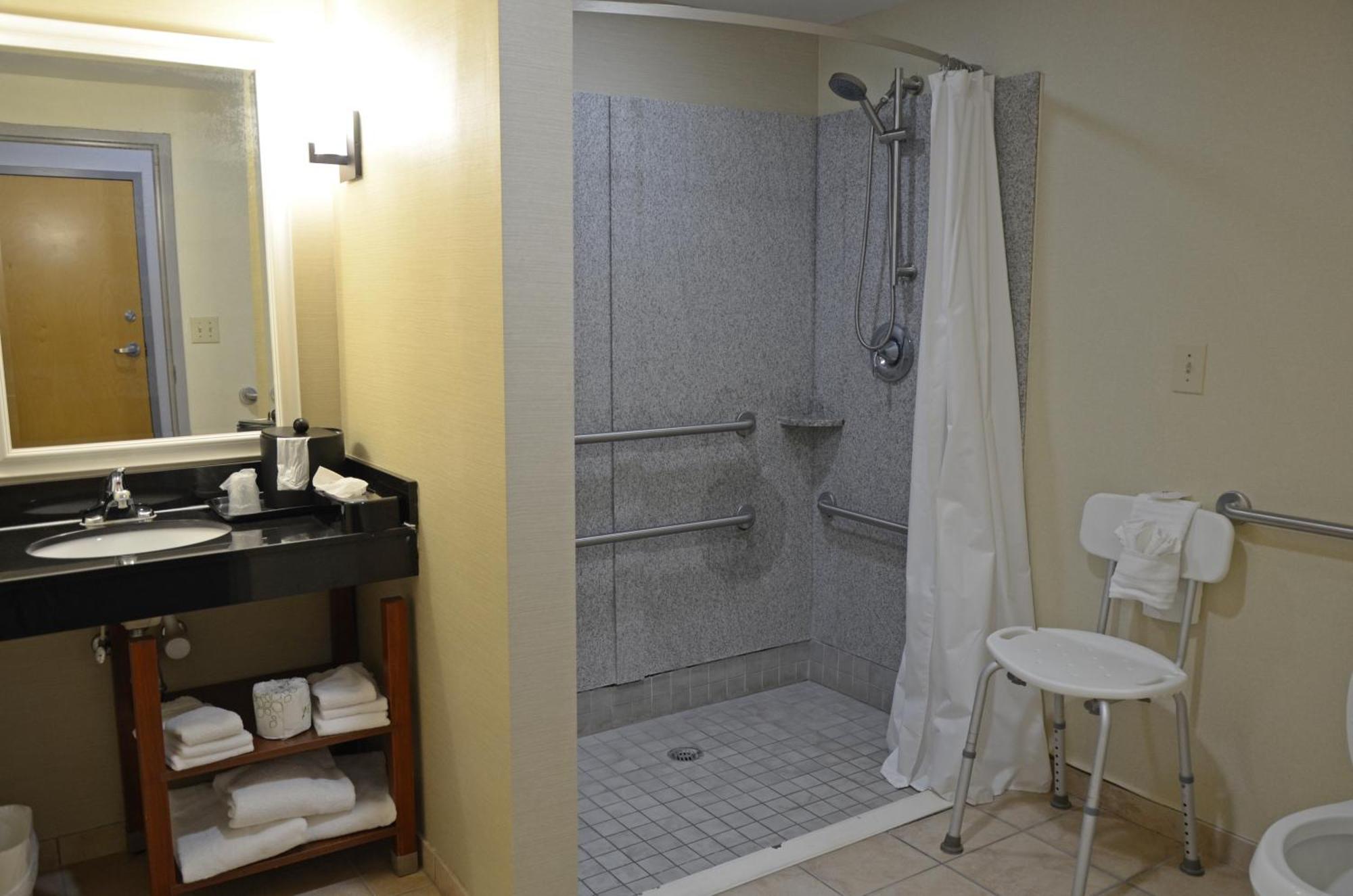 Comfort Suites Salem-Roanoke I-81 Екстер'єр фото