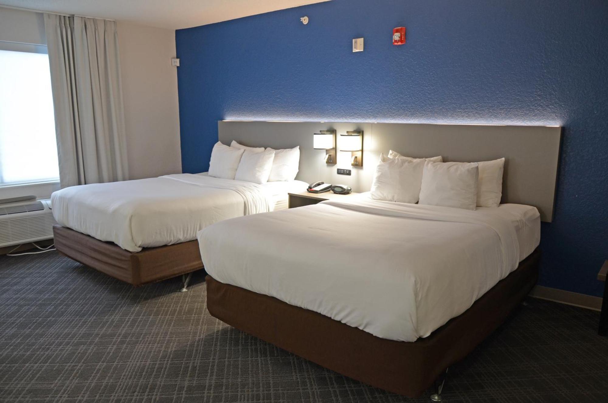 Comfort Suites Salem-Roanoke I-81 Екстер'єр фото